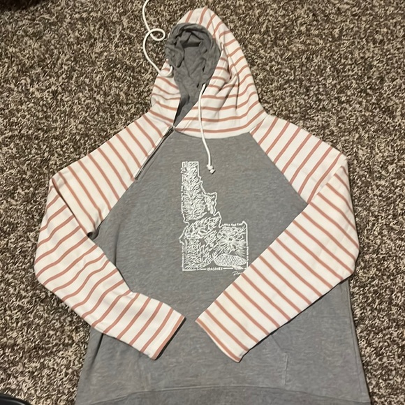Pink, and Gray Idaho hoodie. - Picture 1 of 1
